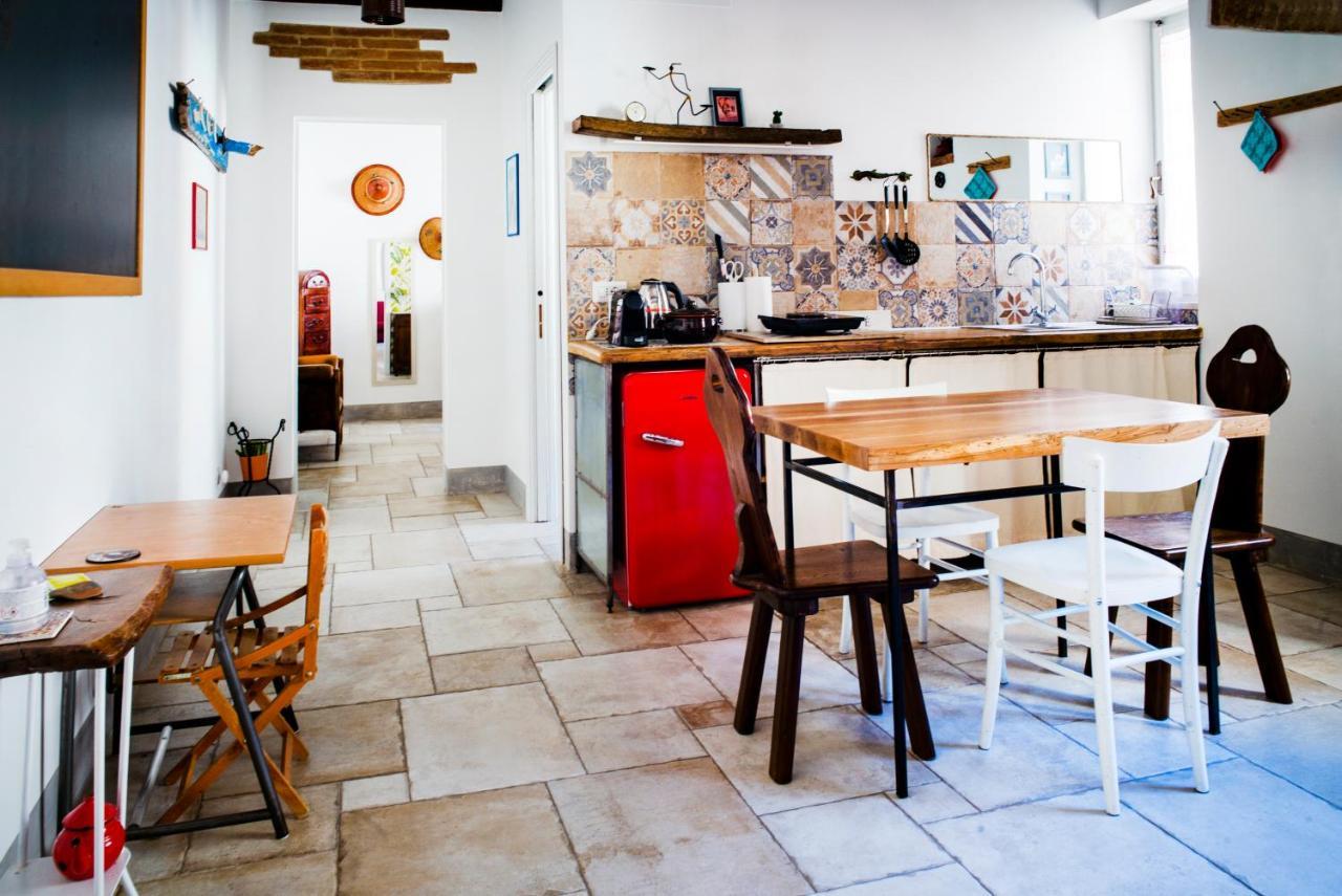 Hotel Manillahouse Montepulciano Stazione Exterior foto